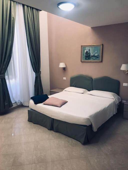 43 Appartamento Ampio E Comodo Nel Centro Di Roma Exterior foto