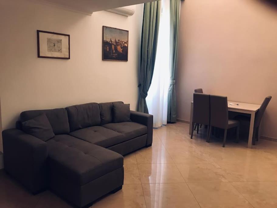 43 Appartamento Ampio E Comodo Nel Centro Di Roma Exterior foto